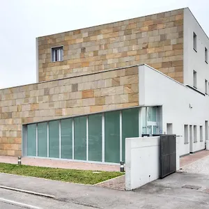 2* ゲストハウス Casa Lucia Valentini Terrani